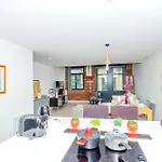 Modern Steps From Stadium And Train Station Apartament *