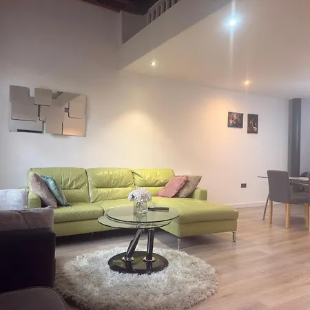 Apartament Modern Steps From Stadium And Train Station Bradford (West Yorkshire)