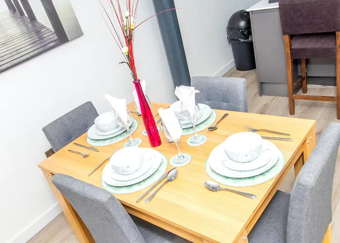 Sampaul * Bradford (West Yorkshire)